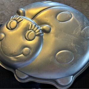 Wilton Lady Bug cake pan